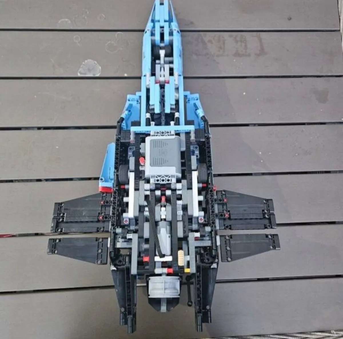 Lego Technic Model No. 42066 - Image 4