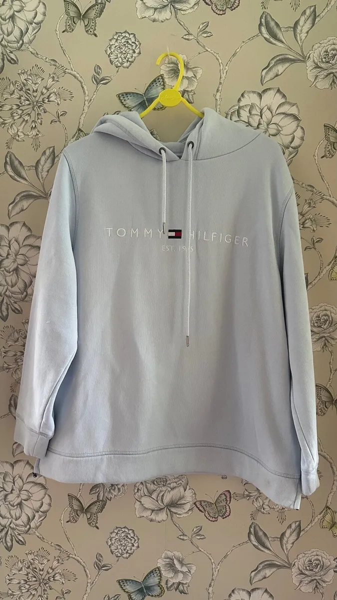 Womens  Tommy hilfger hoody - Image 1