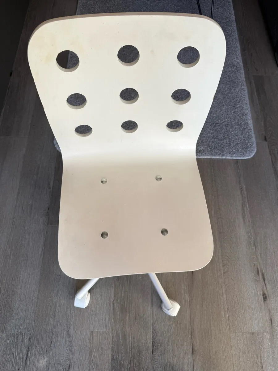 Office chair - Image 4