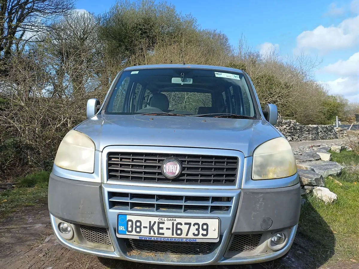 Car spares or repair - Image 1