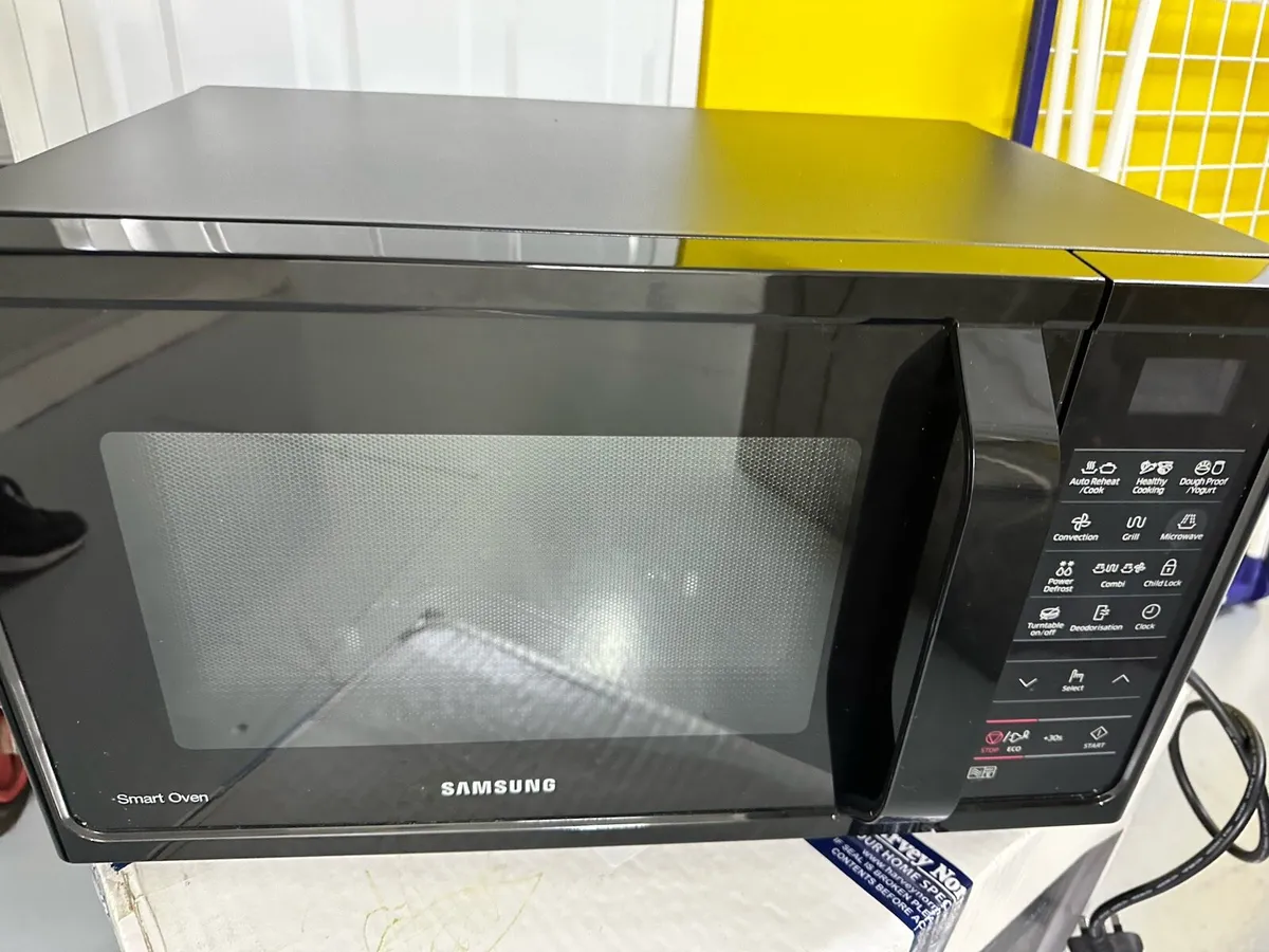Microwave/Oven - Image 3