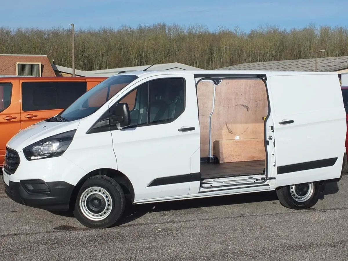 2023 Ford Transit Custom Panel Van - Image 1