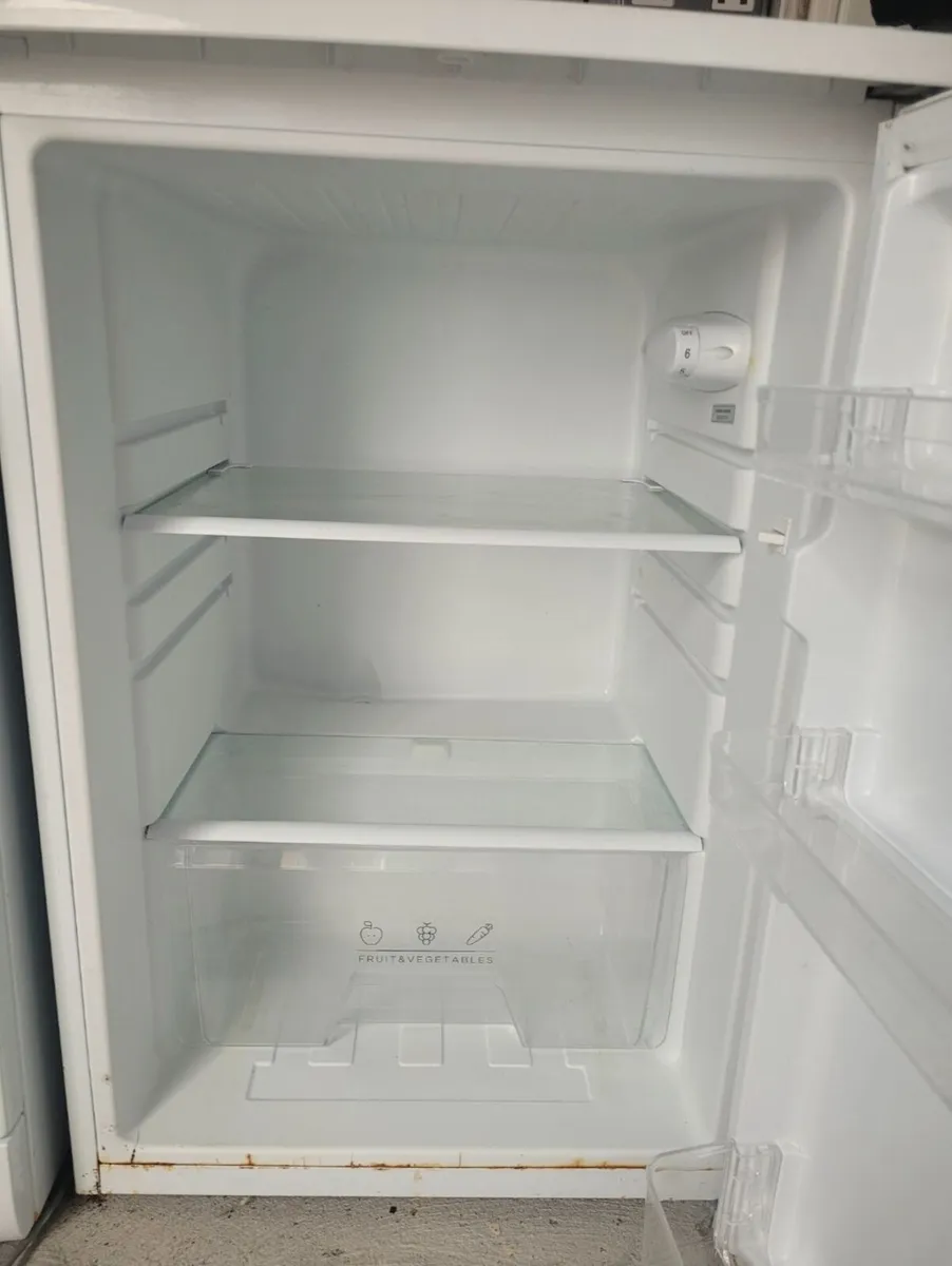 Under counter fridge - Image 2