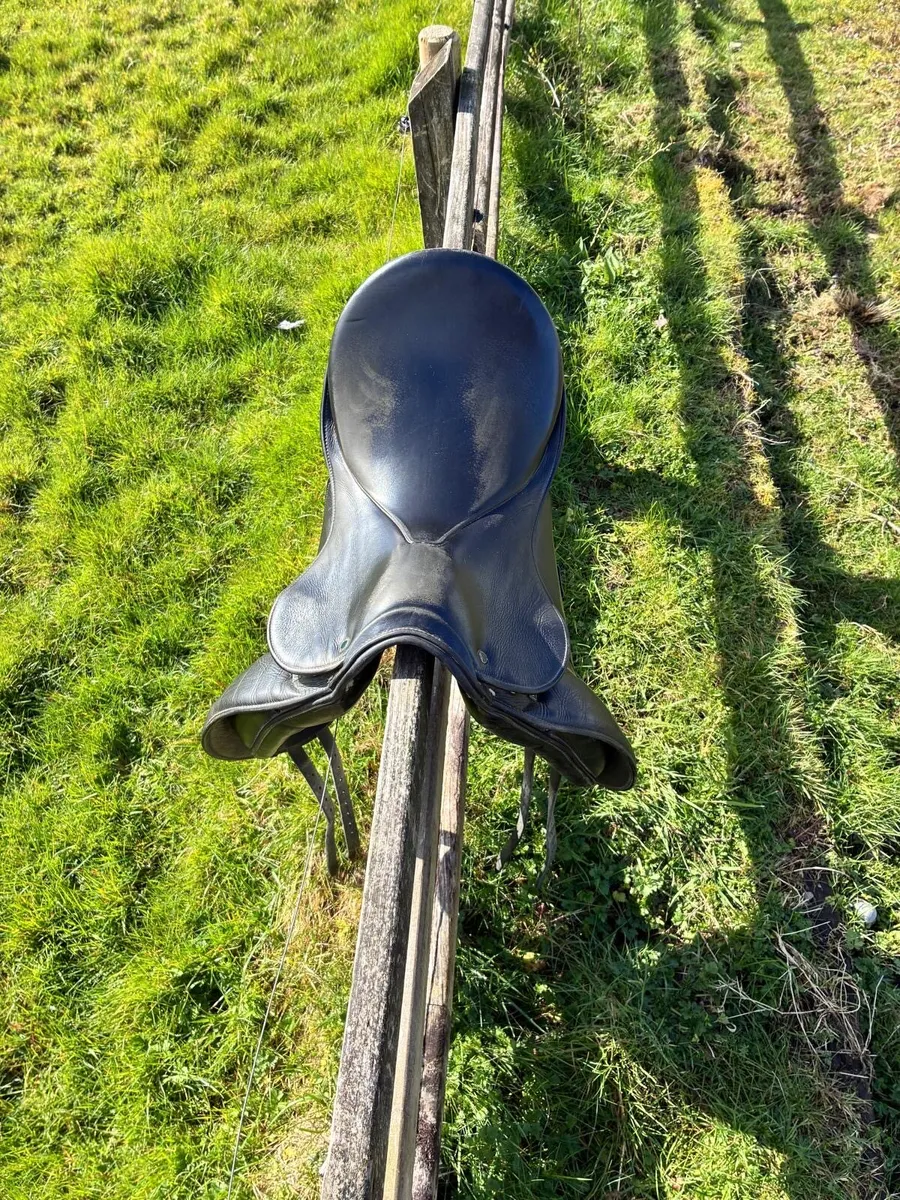 Dressage saddle drüben - Image 4