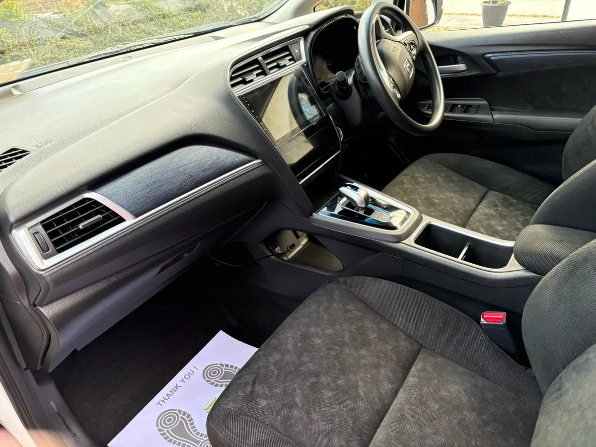 Honda shuttle hybrid auto 181 - Image 2