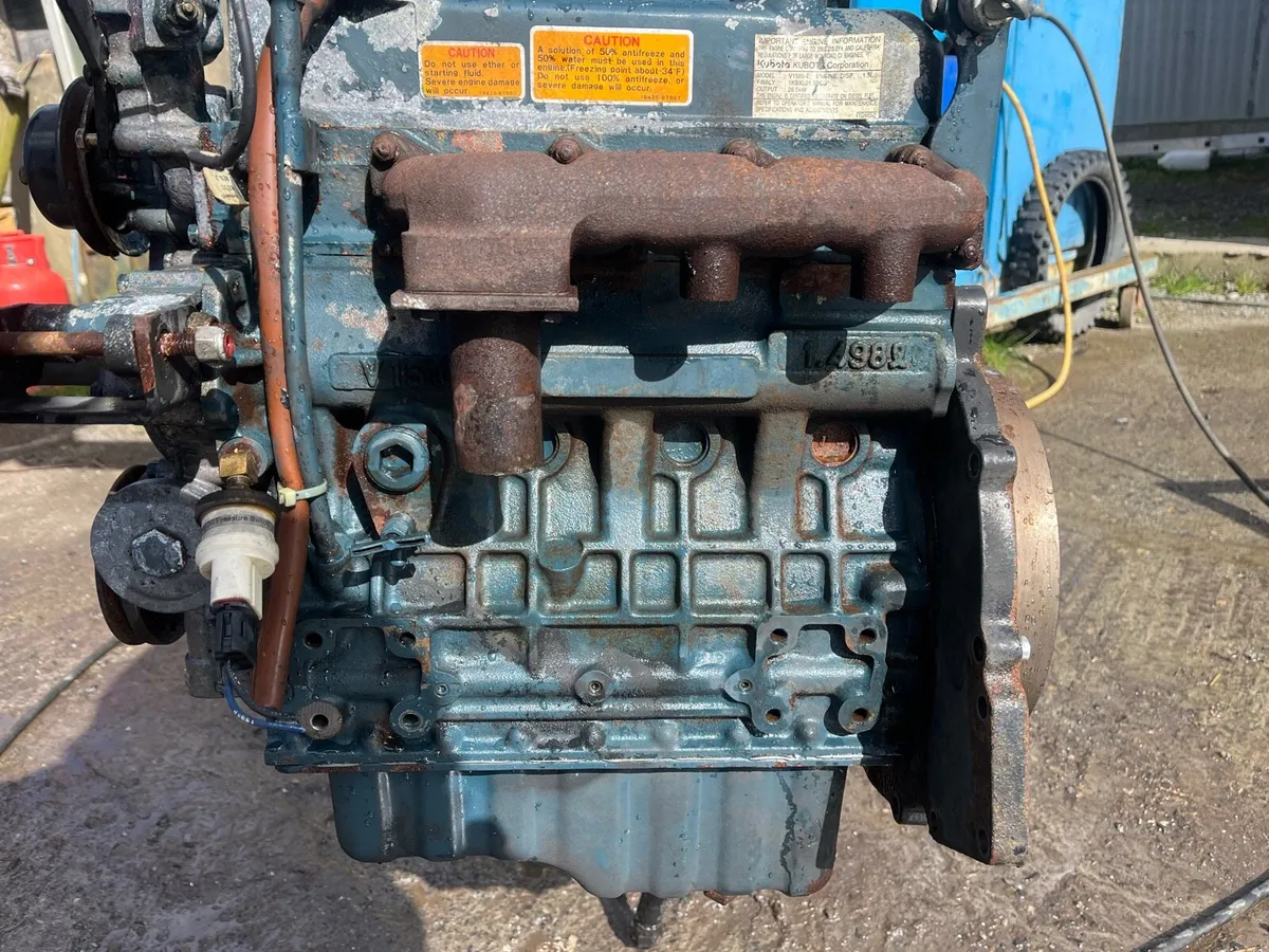 Kubota V1505 4 cylinder Engine - Image 3