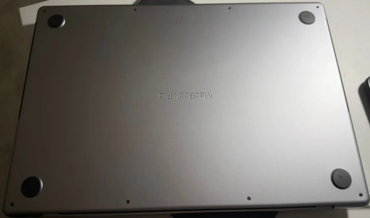 MacBook Pro 16" (2021) M1 Max 64GB / 2TB Excellent Condition - Image 2