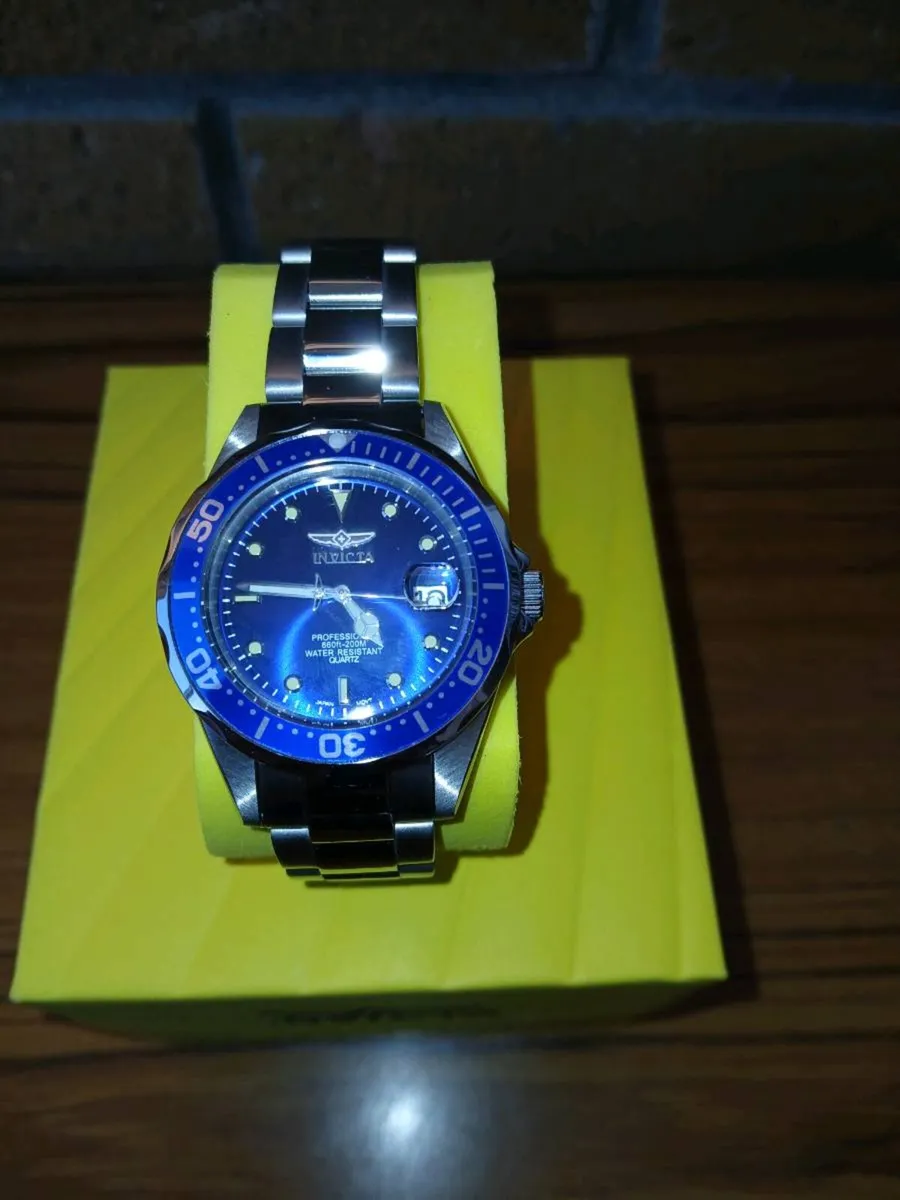 New Invicta divers watch on steel braclet. - Image 2