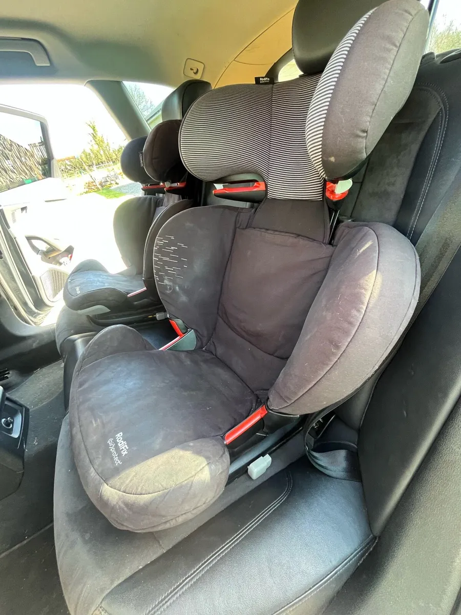 Children’s car seats - Image 3