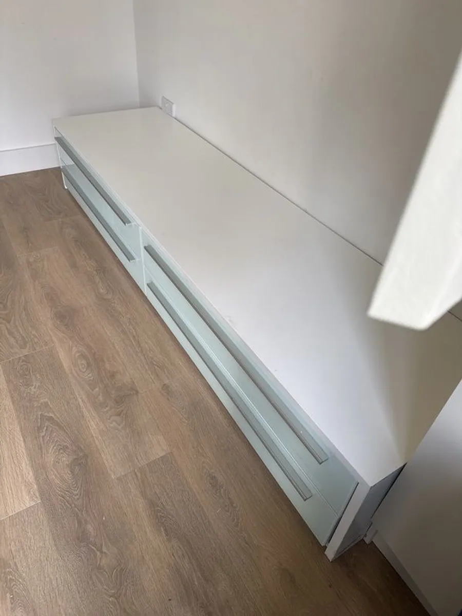 Long chest of drawers - Image 1