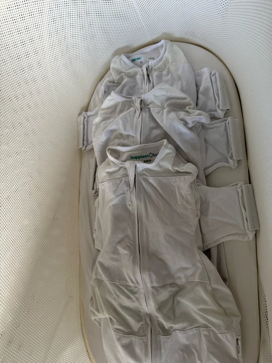 SNOO Smart Sleeper Baby Cot - Image 2