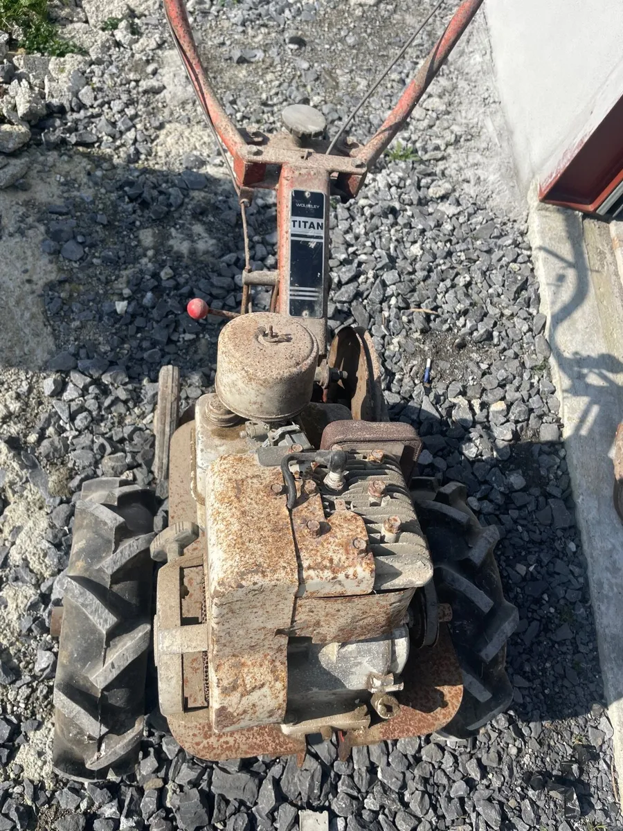 Garden machinery - Image 1