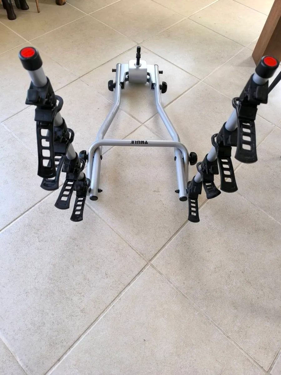 Thule 4 Bike rack (tow bar) - Image 1