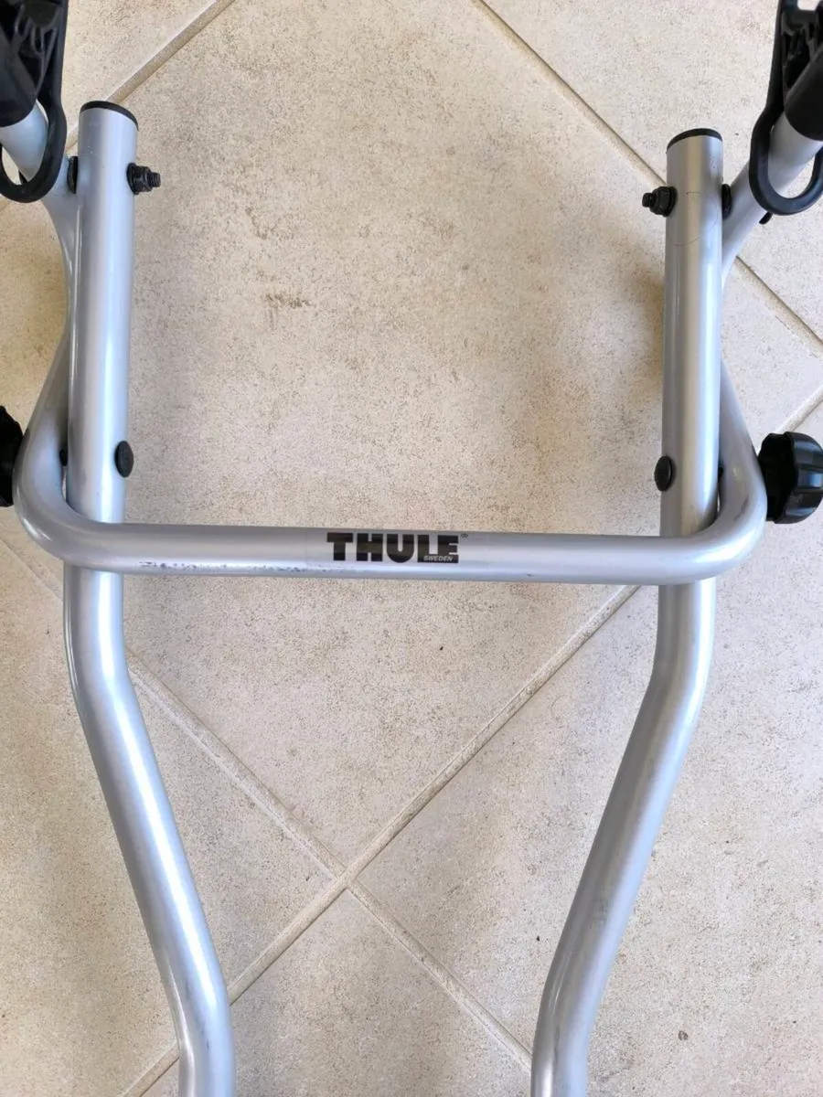 Thule 4 Bike rack (tow bar) - Image 3
