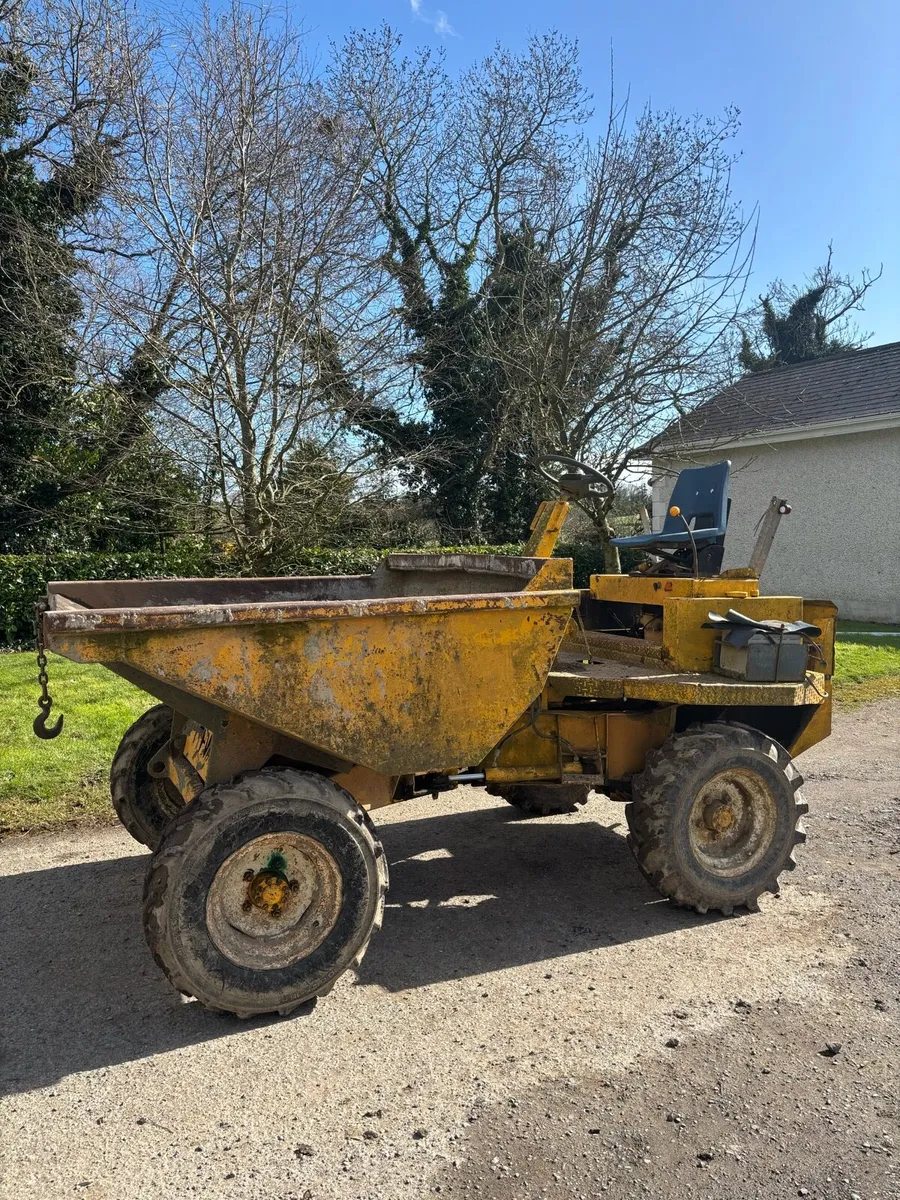 Thwaites 2 tonne straight skip dumper - Image 1