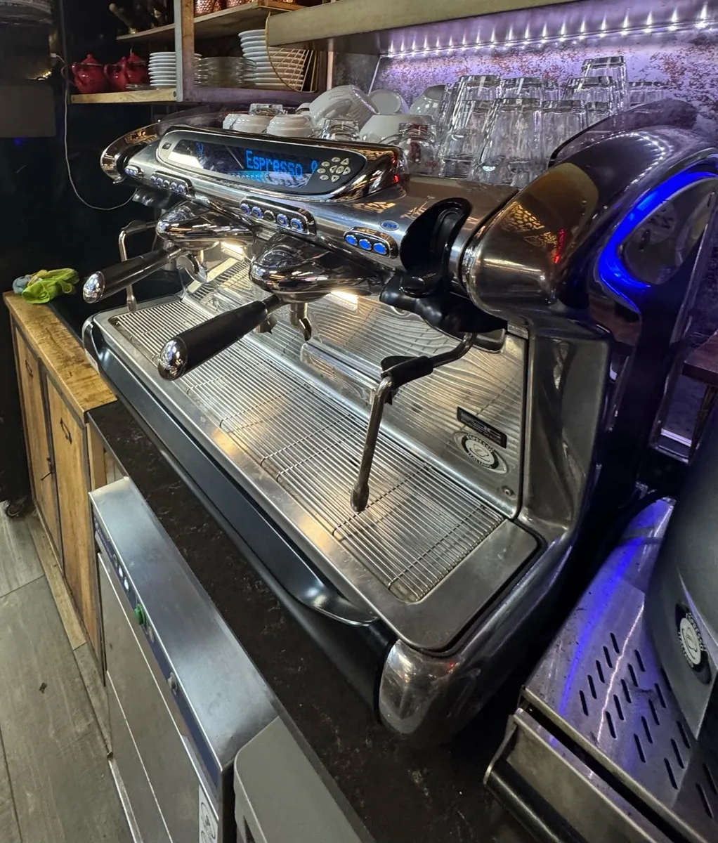 Commercial Coffee Machine - Image 3