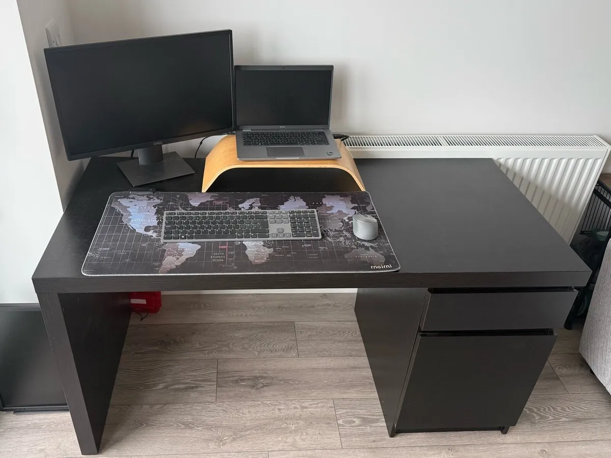 Large Desk - Image 1