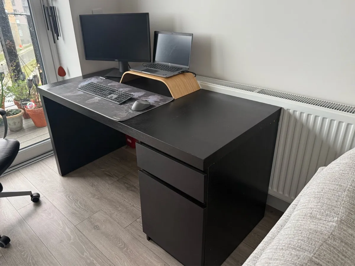 Large Desk - Image 3