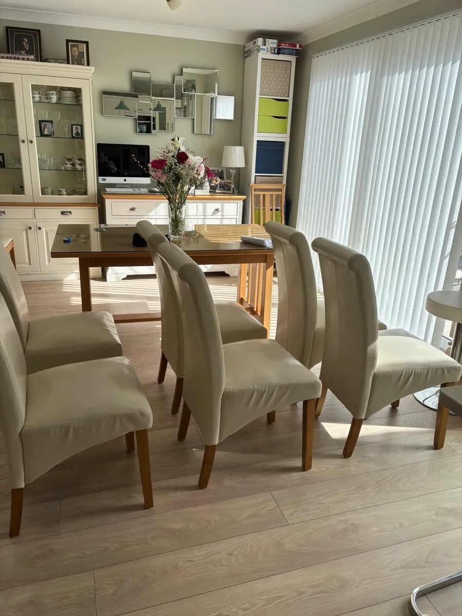 Dining chairs - Image 2