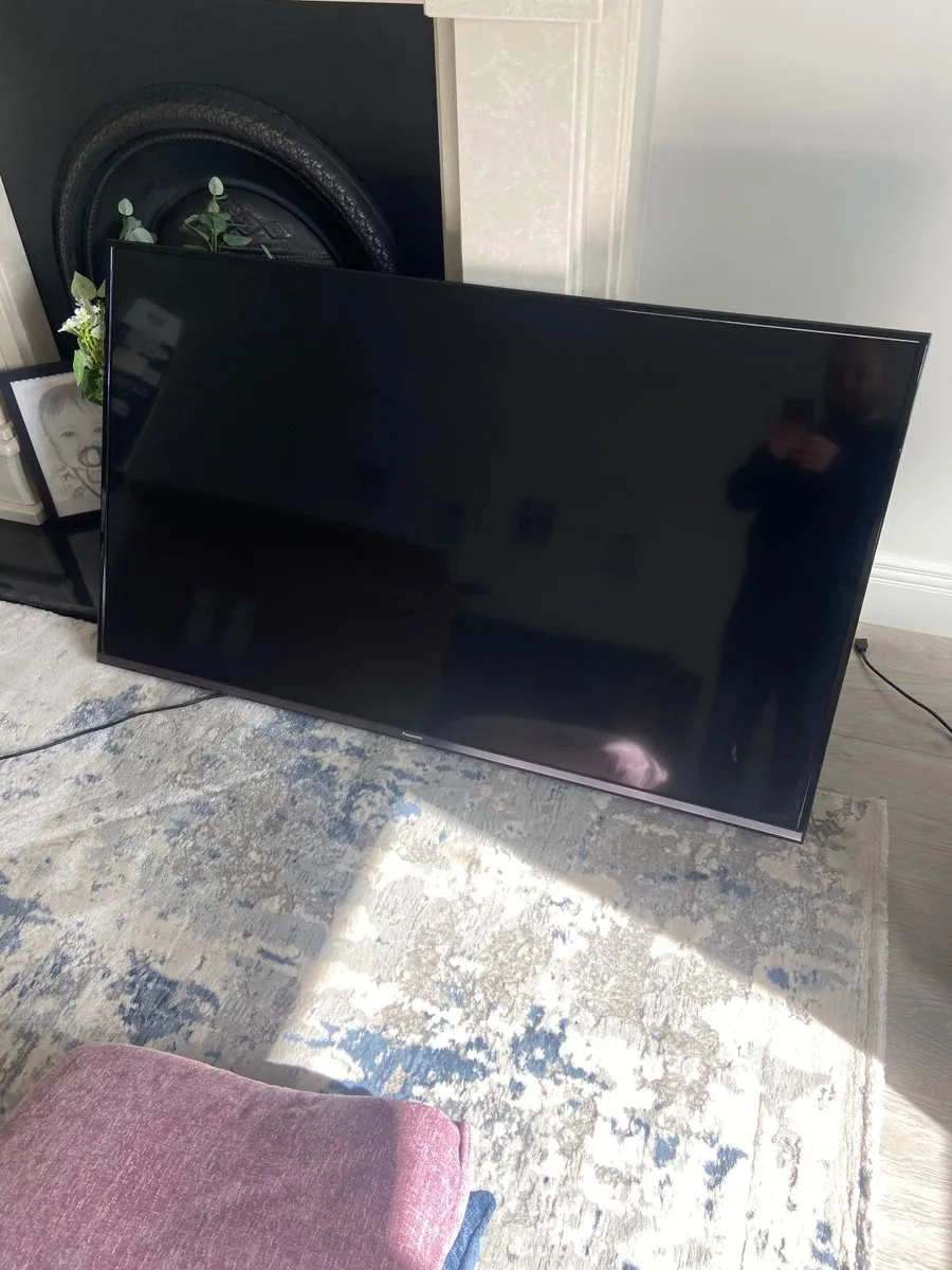 55inch Panasonic LED tv - Image 1