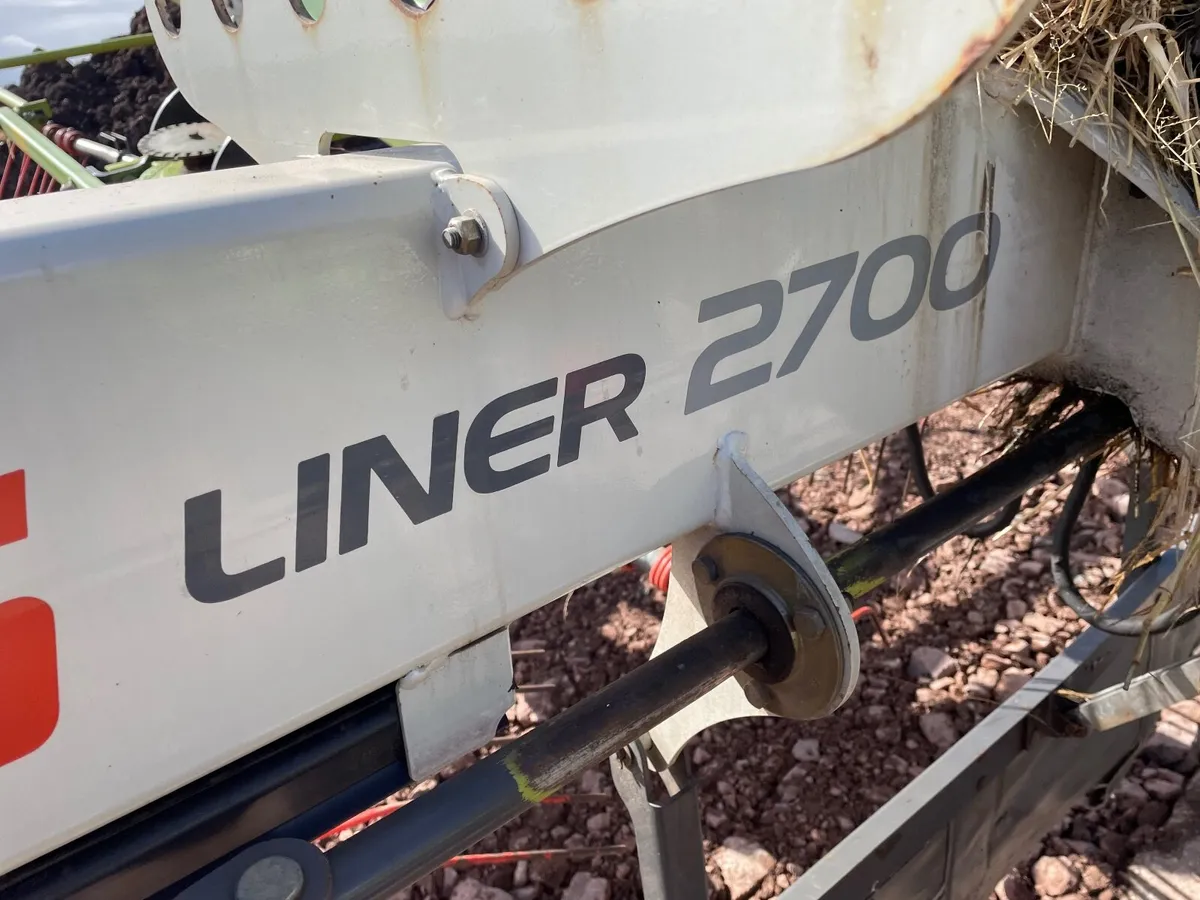 Claas 2700 Rake - Image 2