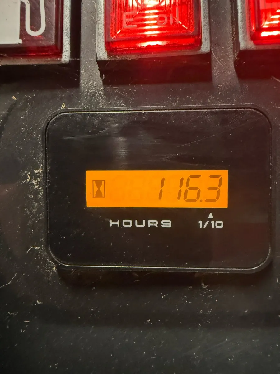 Mini digger - Image 4