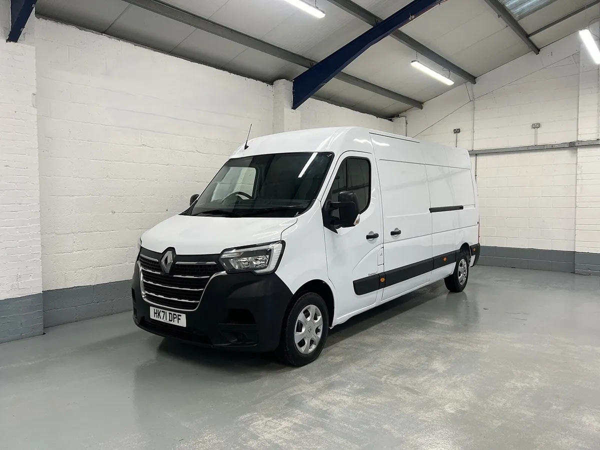 2021 Renault Master Panel Van - Image 1