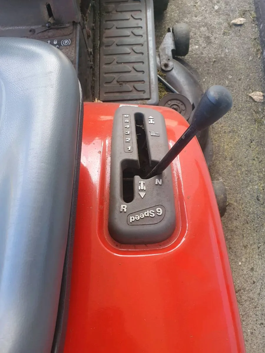 Husqvarna mower - Image 4