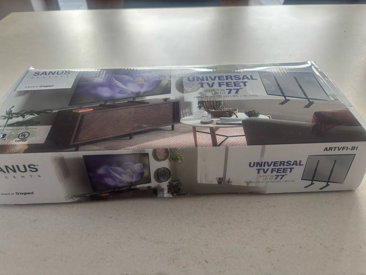 Universal tv stand - Image 1