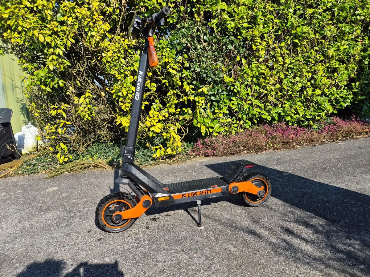 Electric Scooter - Image 4