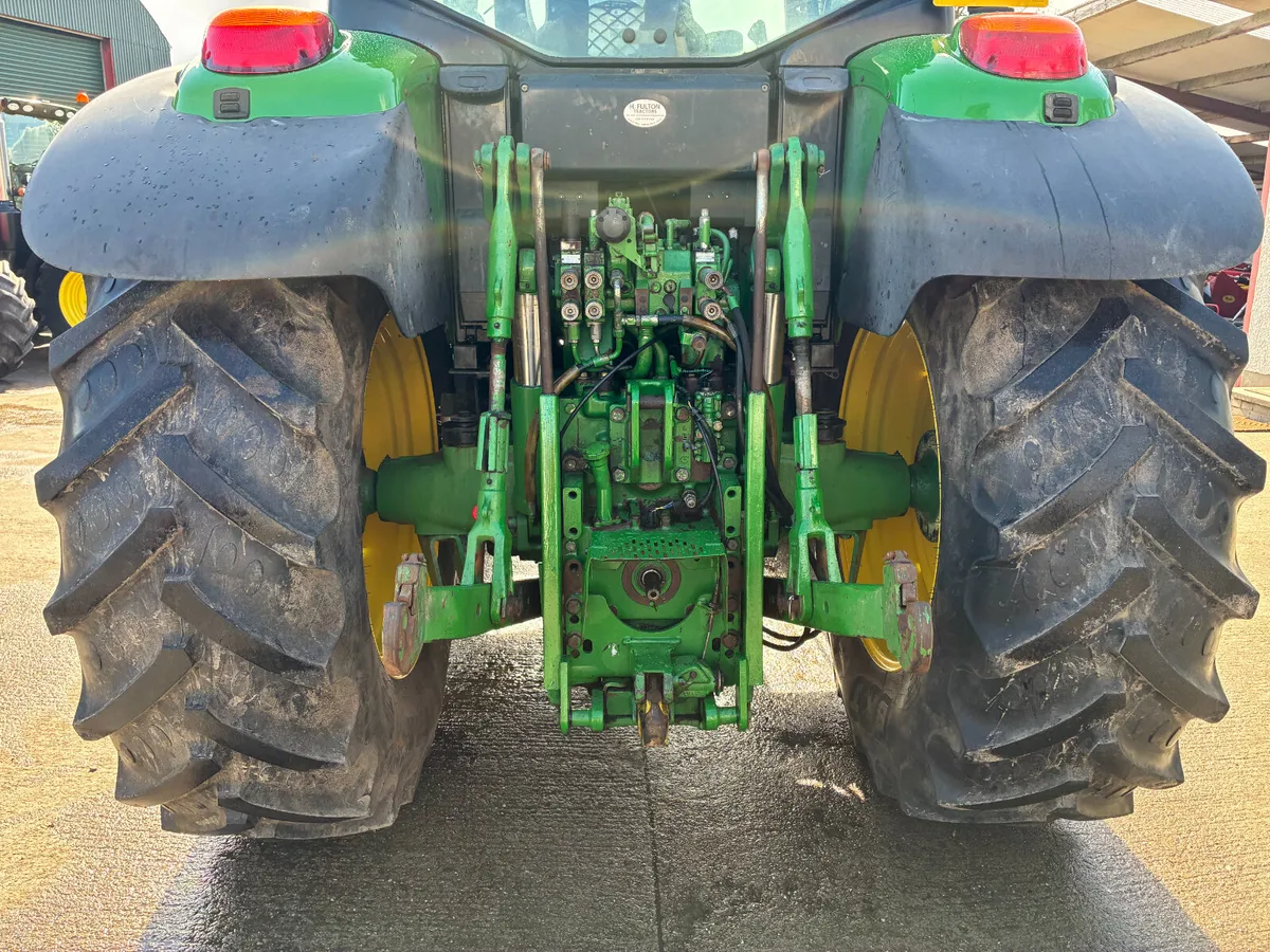 John Deere 6830 - Image 2
