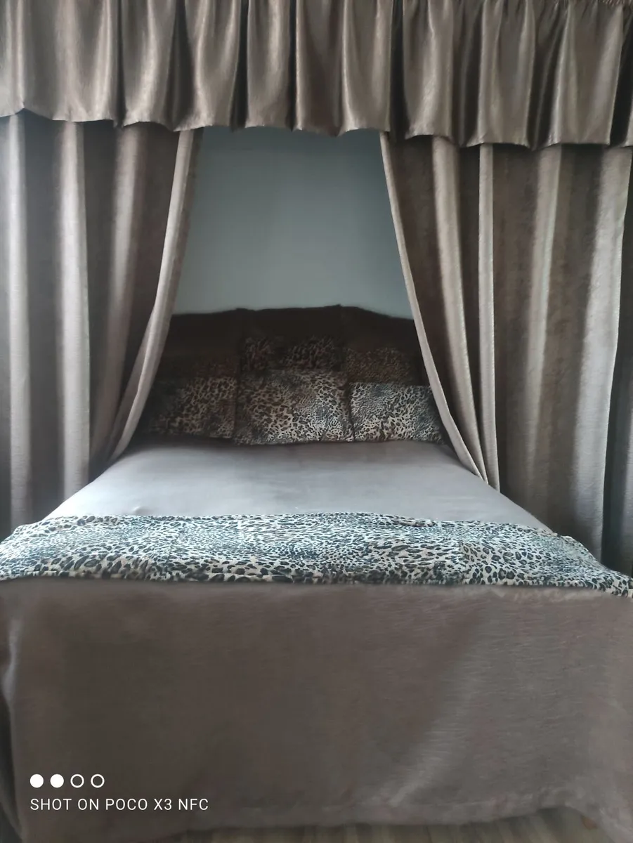 Bed Handmade wooden - Image 1