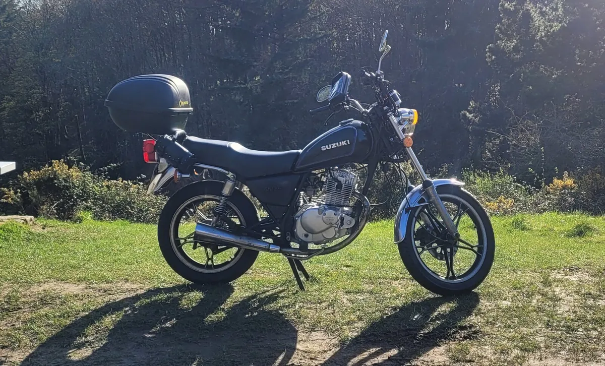 Suzuki GN 125 2003 - Image 3