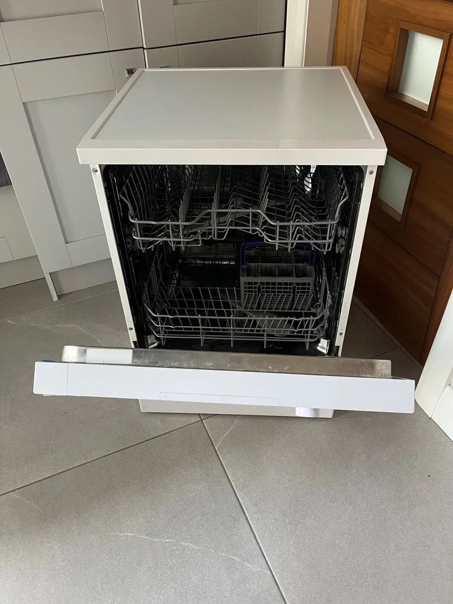 Beko dishwasher - Image 2