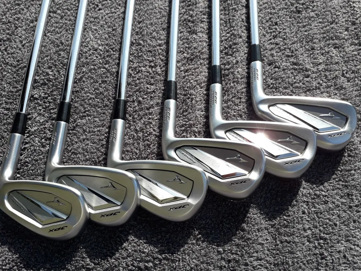 Mizuno JPX-925 Forged Irons - Image 3