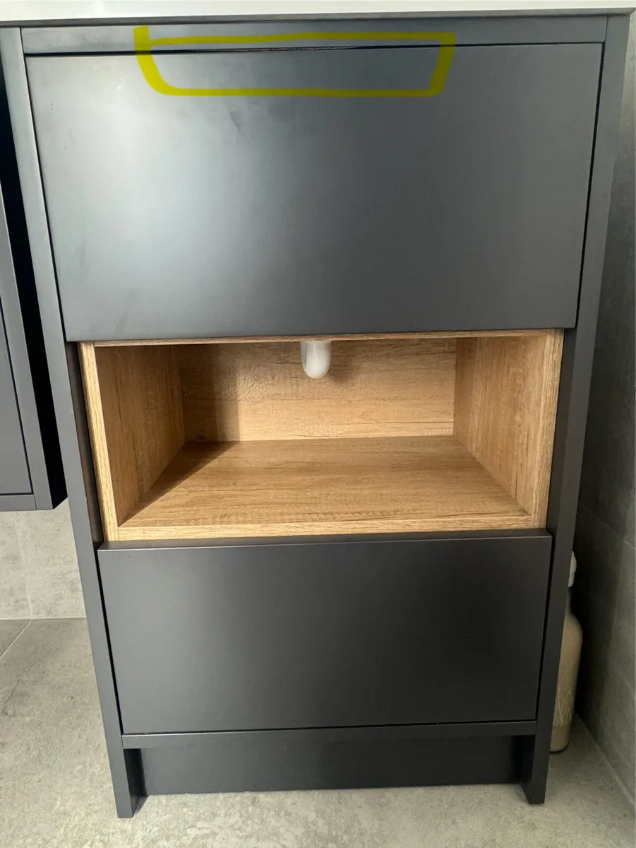 Bathroom vanity unit - Image 2