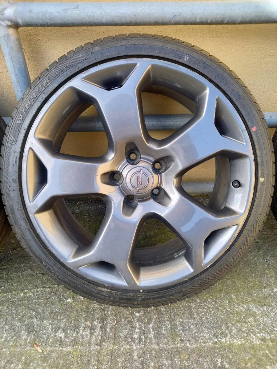 Vauxhall or Opel Astra OPC or Zafira OPC 19" Snowf - Image 4
