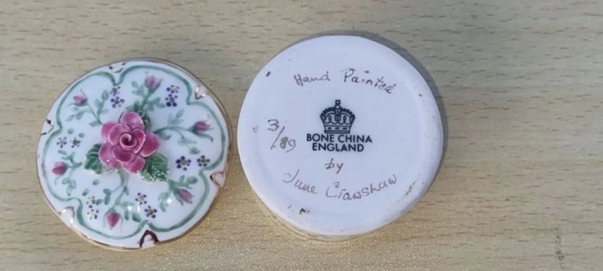 Vintage porcelain trinket box - Image 4