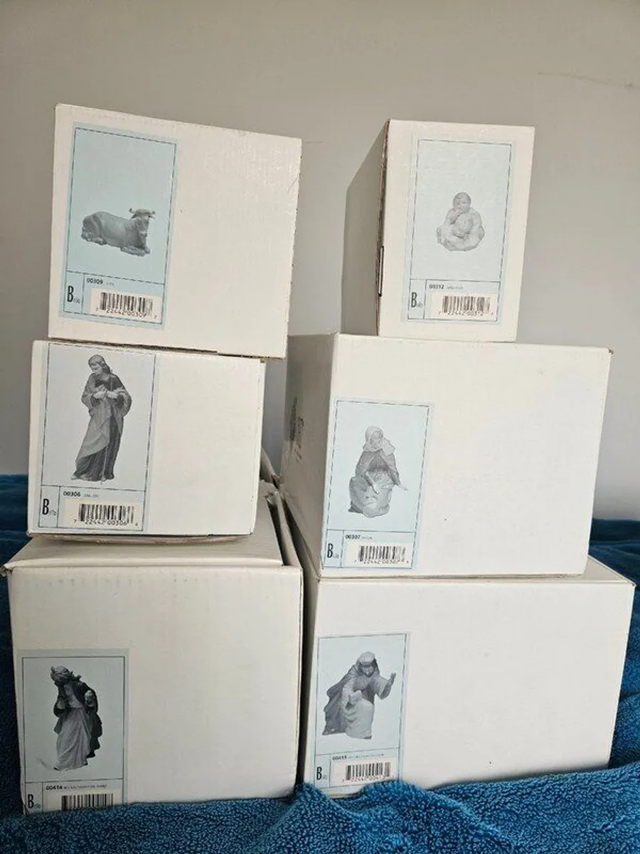 Vintage Nao by Lladro Nativity Set - Image 3