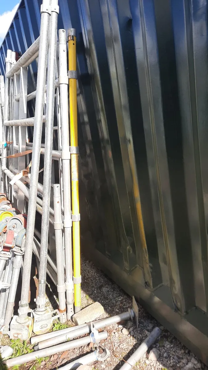 Scaffolding-- alliminuim- sold as a lot- Alufase- - Image 3