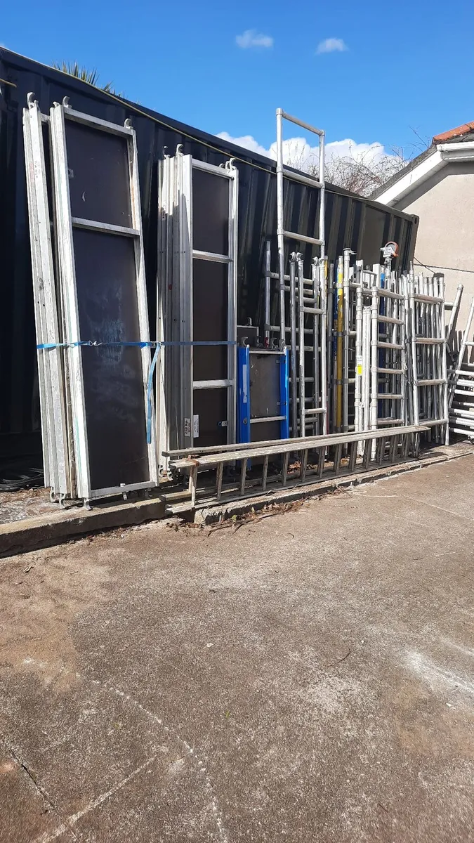 Scaffolding-- alliminuim- sold as a lot- Alufase- - Image 4