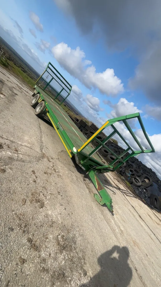 Broughan bale trailer - Image 1