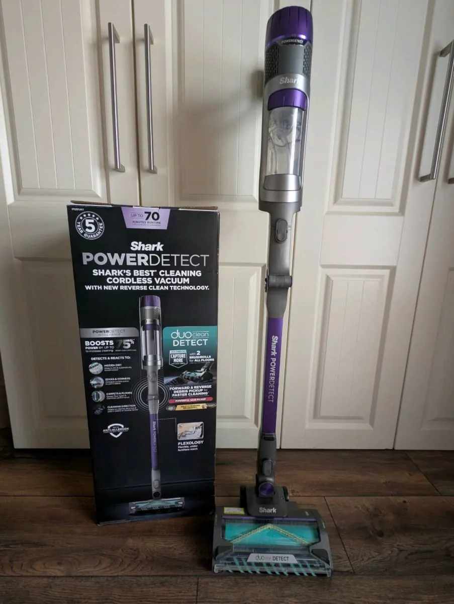 Shark powerdetect cordless hoover - Image 1