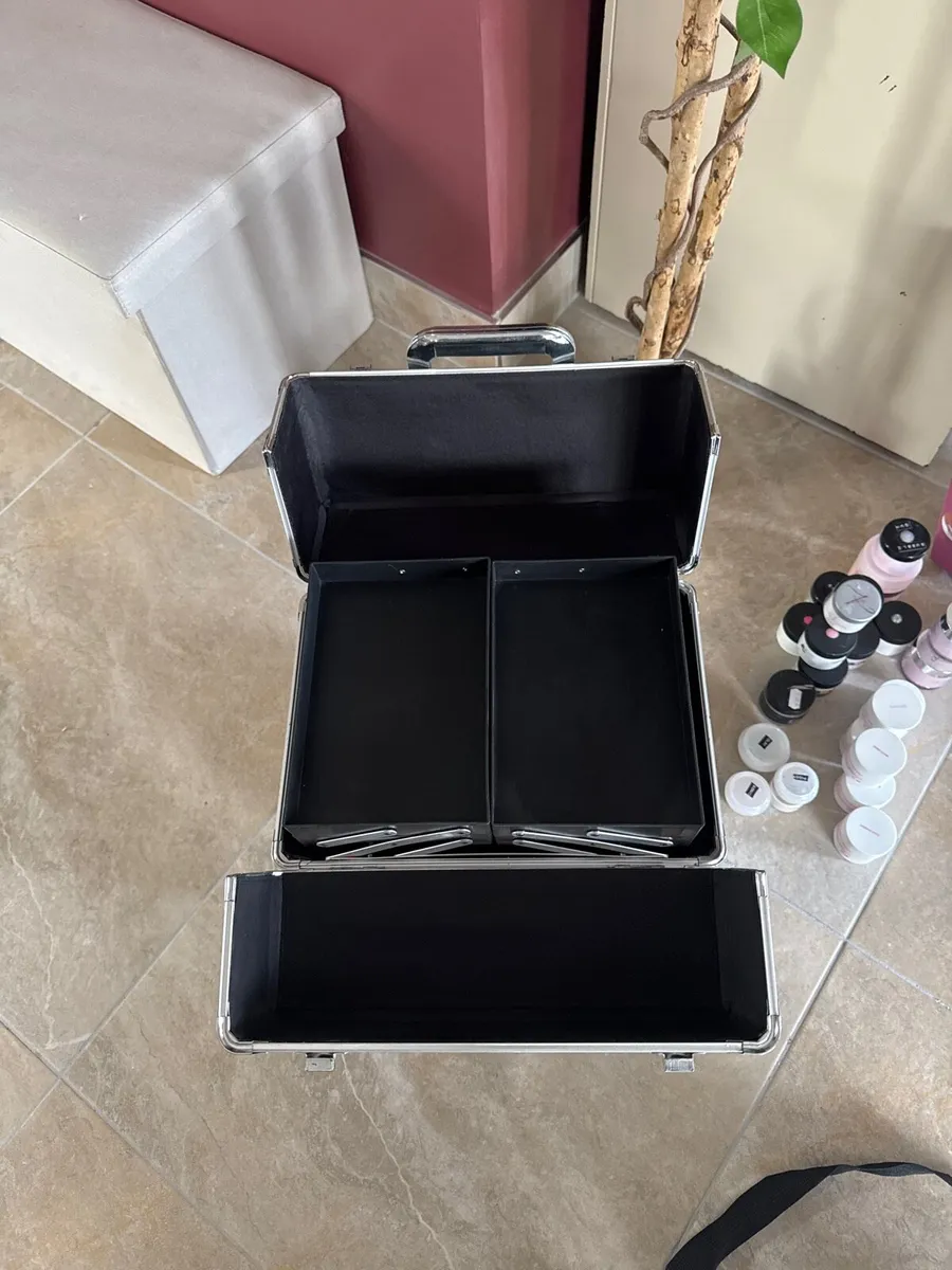 Make up Case - Image 2