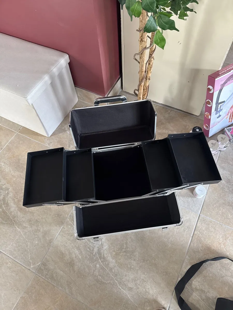 Make up Case - Image 3