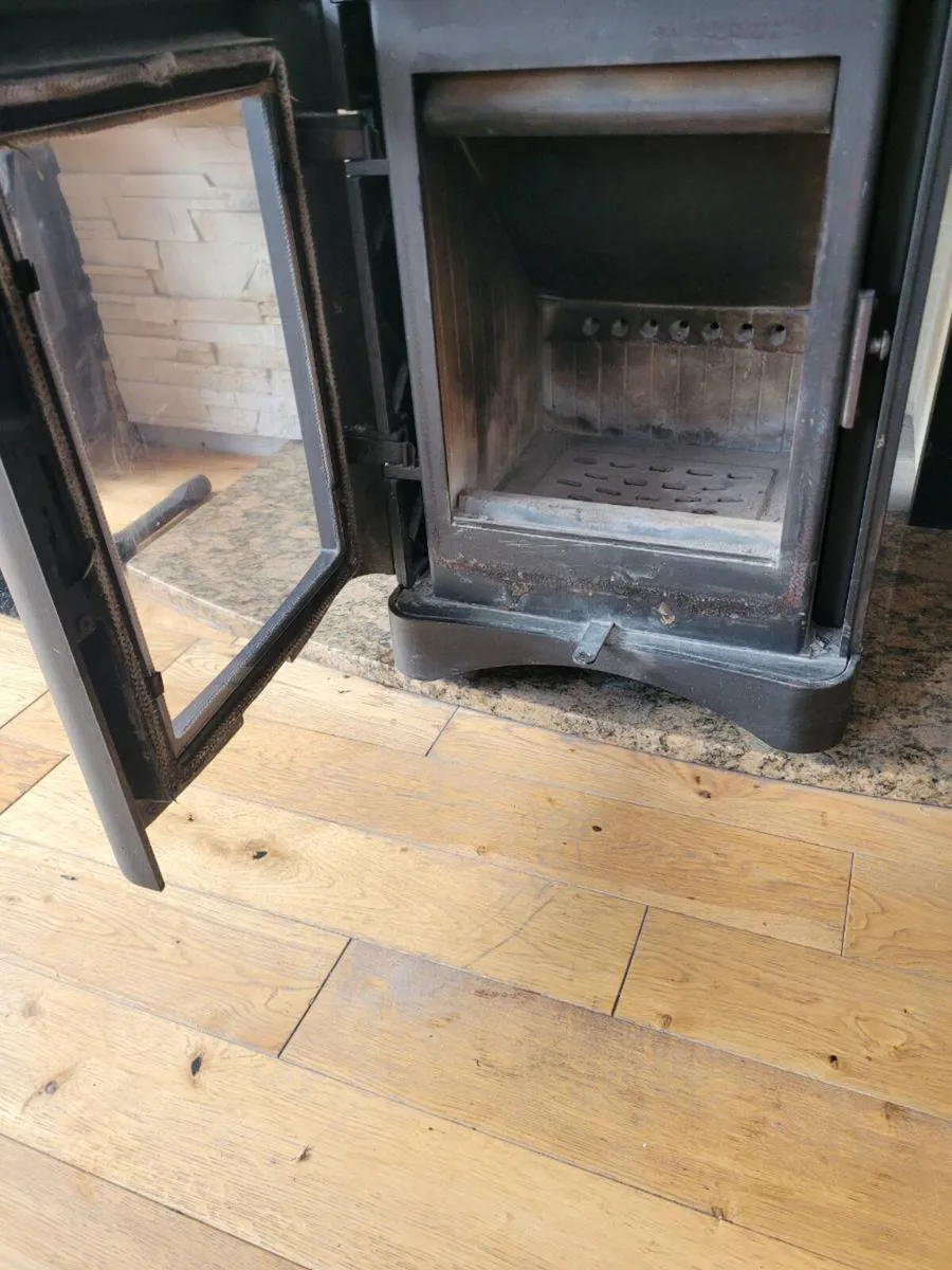 7 KW Stove - Image 2