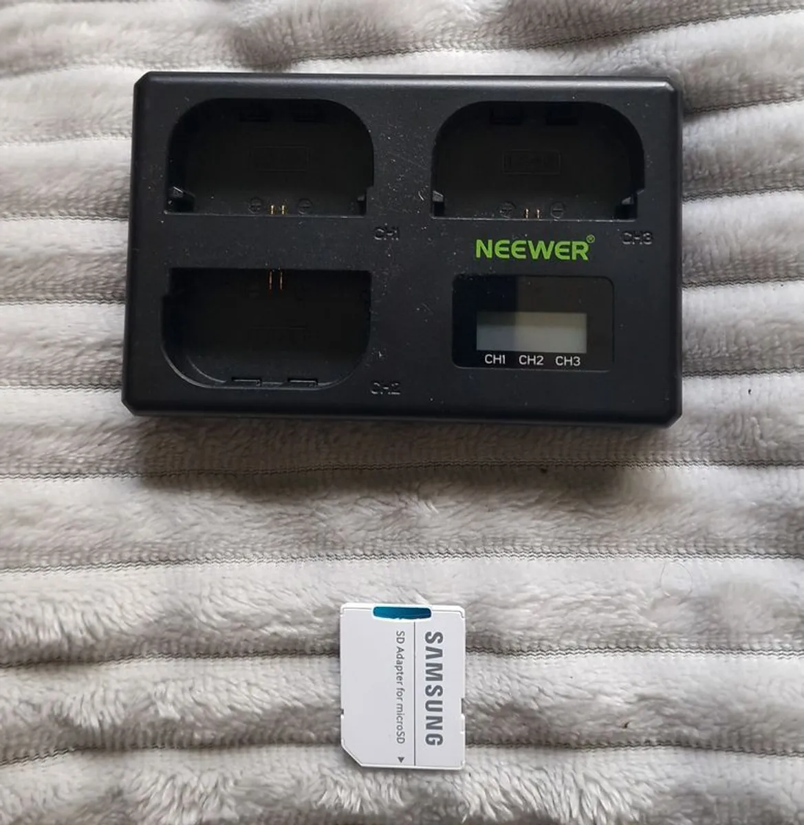 Blackmagic Pocket Cinema Camera 4K & OM SYSTEM M.Zuiko Digital ED 12-40mm f/2.8 PRO II - Image 2