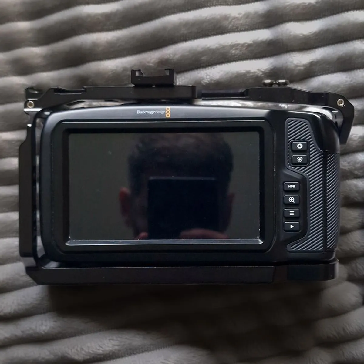 Blackmagic Pocket Cinema Camera 4K & OM SYSTEM M.Zuiko Digital ED 12-40mm f/2.8 PRO II - Image 4