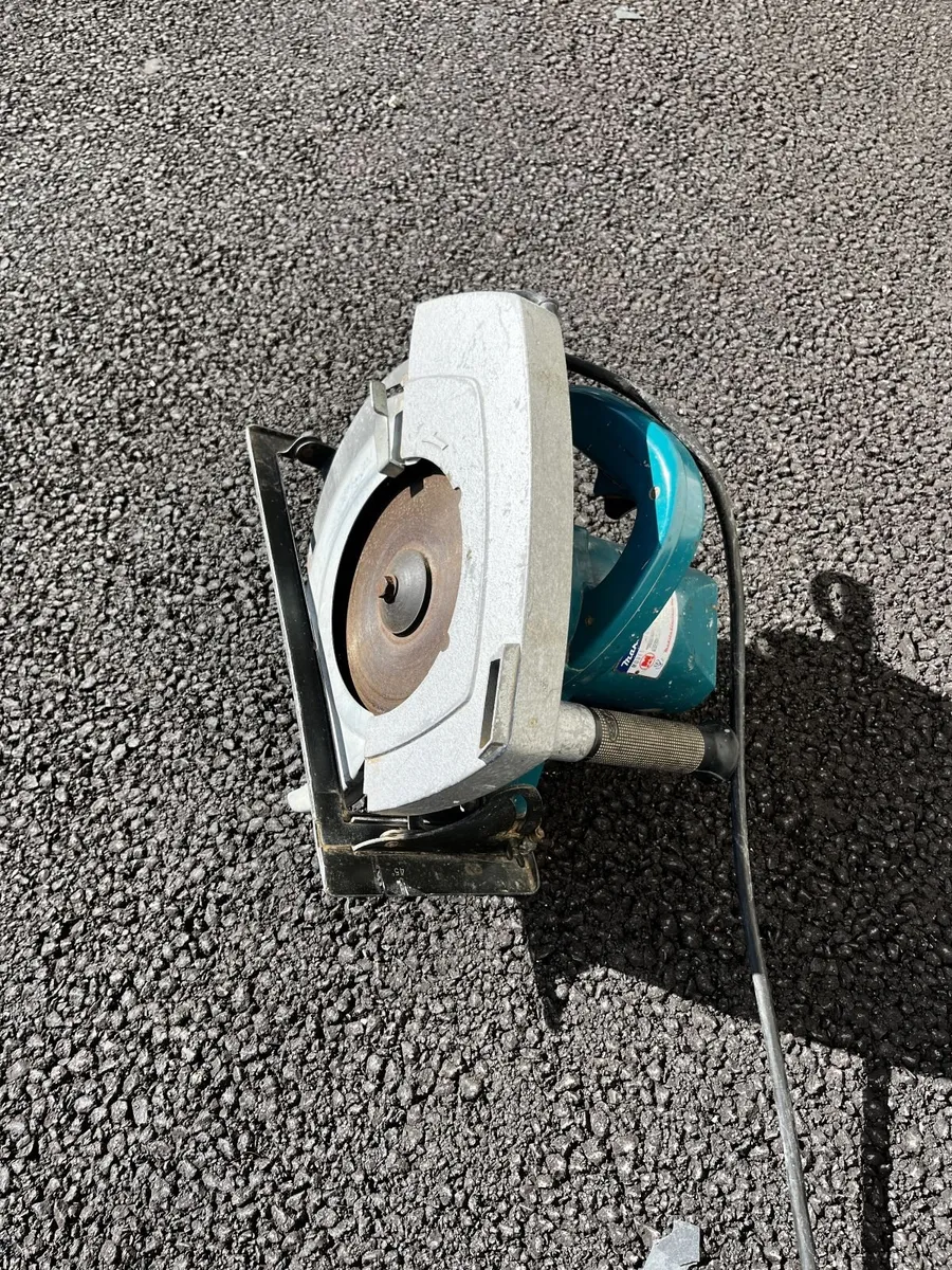 9inch Makita Circular saw 240V - Image 2