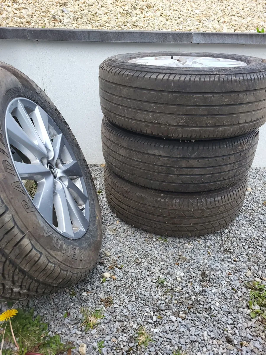 Alloy wheels - Image 3